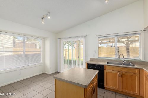 9443 44th St, Phoenix AZ 85032-3445 exterior