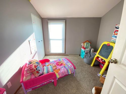 9212 70, Milwaukee WI 53223-1108 exterior