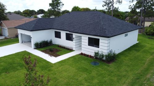 686 Empire St, Fort Pierce, FL 34983-8775