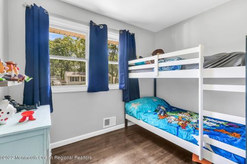 24 Chain Blvd, Berkeley Township NJ  08721-1928 exterior