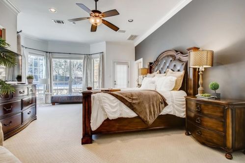 10122 Dianella Ln, Austin TX 78759-3036 exterior