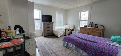 15 Pierce St, Concord NH 03301-3663 exterior