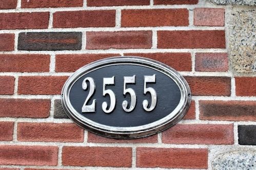 2555 Centre St, Boston, MA