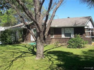 2911 Valwood Cir, Dallas TX  75234 exterior