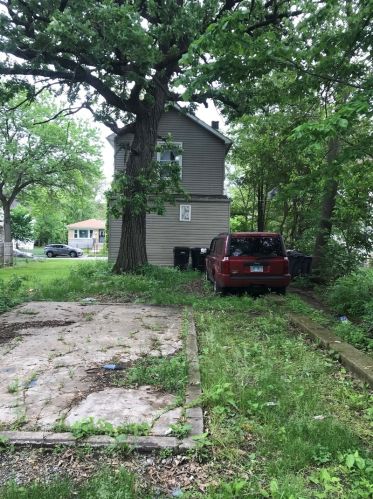 12220 Wallace St, Chicago, IL 60628-6418
