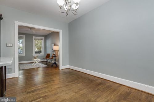 1922 1st St, Washington DC 20001-1480 exterior