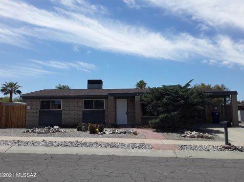3091 Eastview Ave, Tucson AZ 85730-2931 exterior