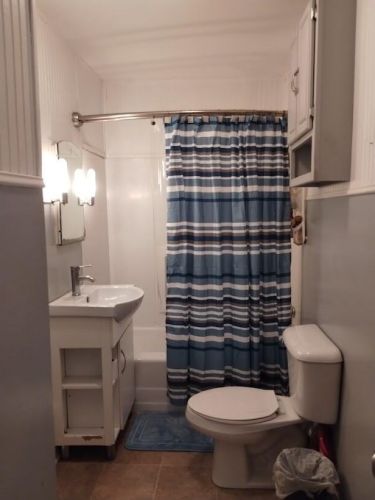 2476 Glenside Blvd, Meskegon MI 49441-3271 exterior