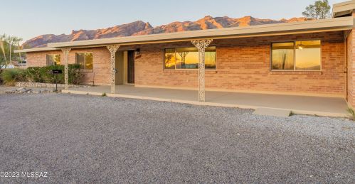 5862 Camino Arenosa, Tucson AZ  85718-4650 exterior