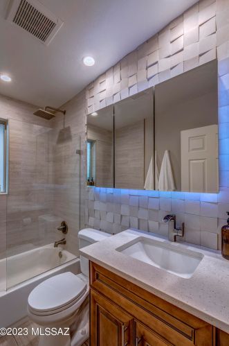 2352 Jefferson Ave, Tucson AZ  85711-6635 exterior