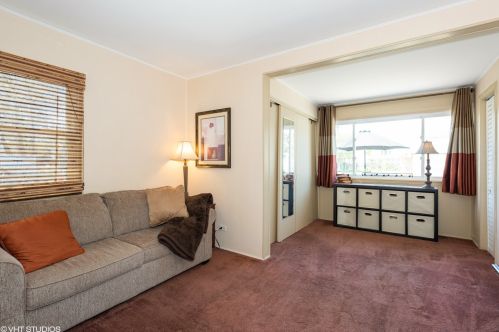 512 Emroy Ave, Elmhurst IL 60126-2020 exterior