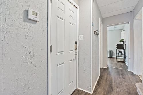 17 Lelia St, Pittsburgh PA 15211-2228 exterior