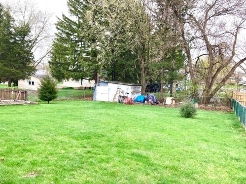 1314 Tappan St, Bull Valley IL 60098-2451 exterior