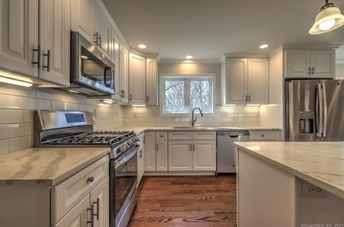 24 Albert Ave, Derby CT exterior