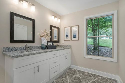 1201 Clearview Dr, Atlanta GA  30319-4103 exterior