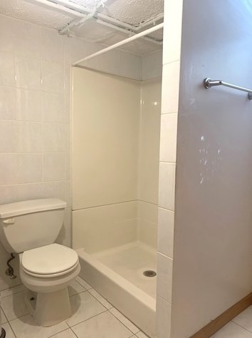 10651 Artesian Ave, Chicago IL 60655-1128 exterior