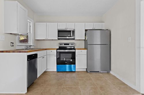 8210 19th St, Tampa FL  33604-3510 exterior