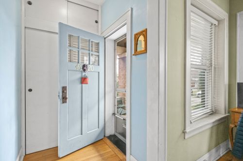 4620 Lawler Ave, Chicago IL  60638-2010 exterior