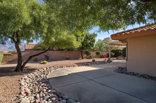14690 Windshade Dr, Tucson AZ 85755-8827 exterior