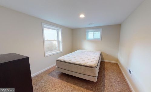 7500 Fordson Rd, Alexandria VA 22306-2222 exterior