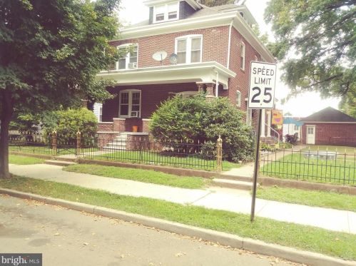 954 Franklin St, Trenton NJ 08610-6119 exterior