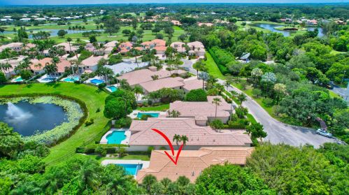 56 Is Dr, Boynton Beach FL 33435-3338 exterior