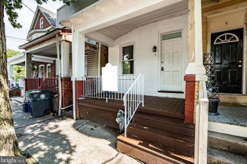 3 Walnut St, Pottstown PA 19464-5418 exterior