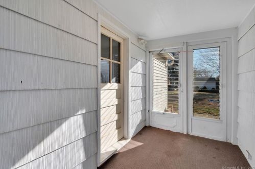 92 Osgood Ave, New Britain CT 06053-2715 exterior