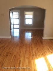 3501 East Pl, Saint Louis MO  63121-5134 exterior