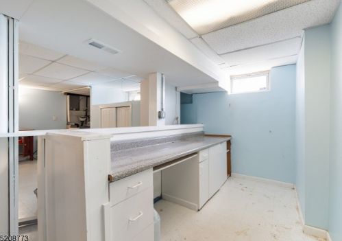 124 Exeter Ct, Piscataway NJ  08854-2178 exterior