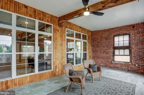 220 Prince St, Lancaster PA 17603-5878 exterior