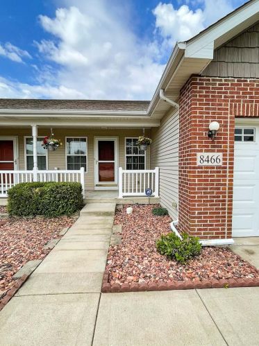 8466 Marshall Pl, Gary, IN 46410-5697