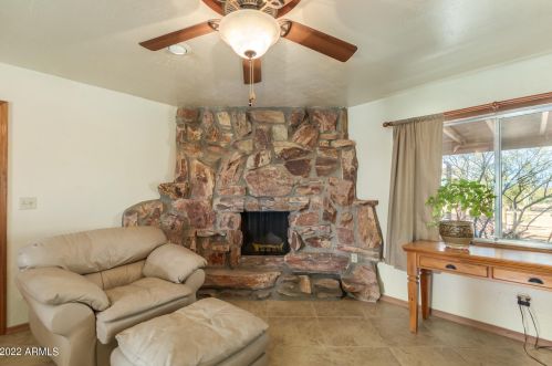 50608 33rd Ave, Phoenix AZ 85041-6330 exterior