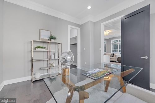 1864 Kirby Rd, Mc Lean VA 22101-5326 exterior