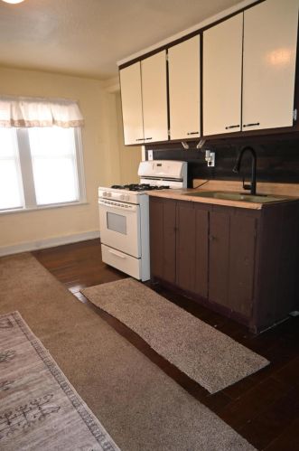 210 Amity Ave, Meskegon MI 49442-3297 exterior