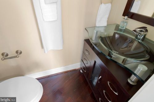 616 M St, Washington DC 20002-3425 exterior