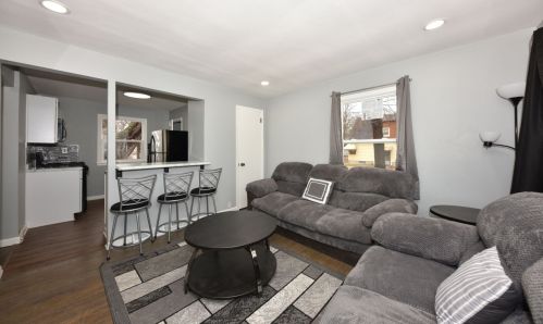 5000 48th St, Milwaukee WI  53218-4442 exterior