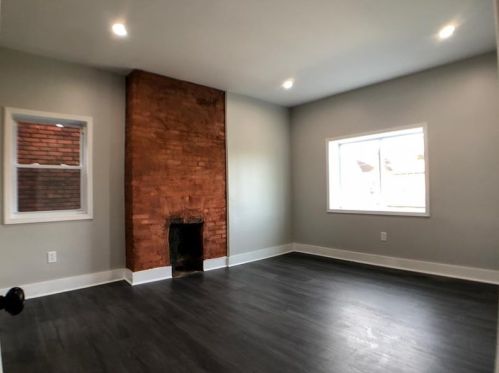 7207 Race St, Pittsburgh PA 15208-1425 exterior