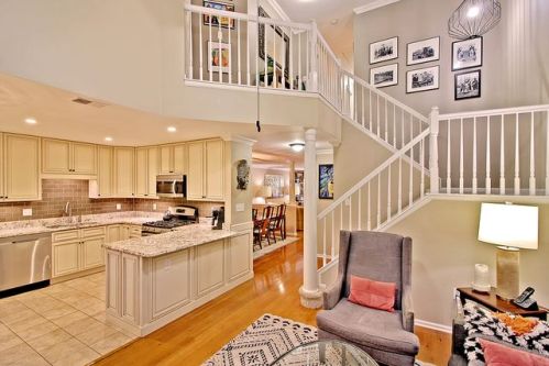 4506 Patterson St, Bridgewater, NJ 08807-5540