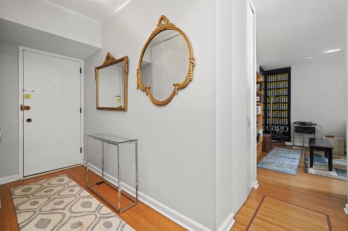 3200 Lake Shore Dr, Chicago, IL 27100-3952