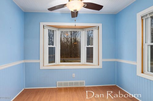 1662 136th St, Grant MI 49327-9643 exterior