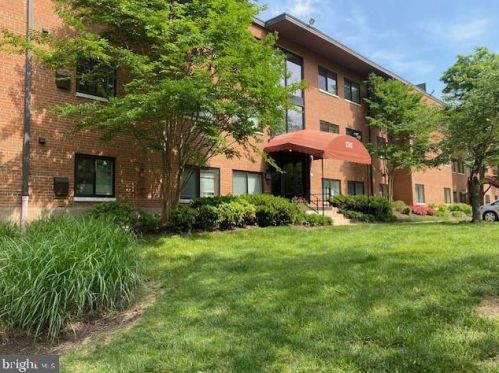 3342 28th St, Alexandria VA 22302-1334 exterior