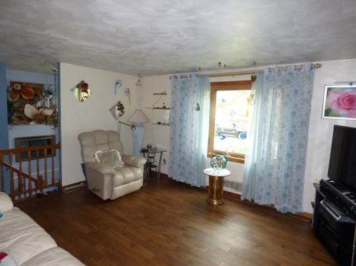 1650 Arnold St, Pittsburgh PA 15205-3503 exterior