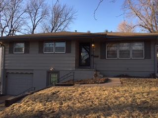 8304 Seward St, Omaha NE  68114-1564 exterior