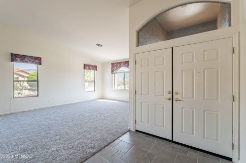 63484 Cat Claw Ln, Tucson AZ 85739-1267 exterior