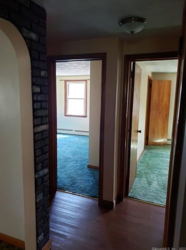 51 Gladiola St, New Britain CT 06053-3002 exterior