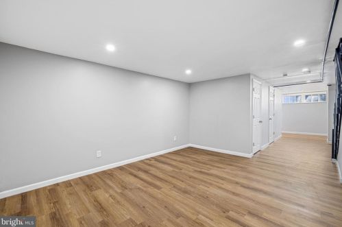 216 Wright Ave, Darby PA 19023-2328 exterior