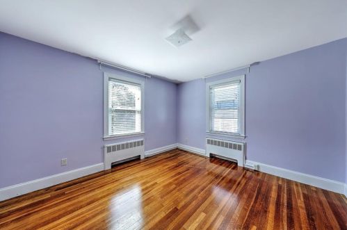 136 9th St, Providence RI 02906-2931 exterior