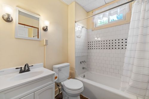 38 Minooka St, Pittsburgh PA 15210-3503 exterior