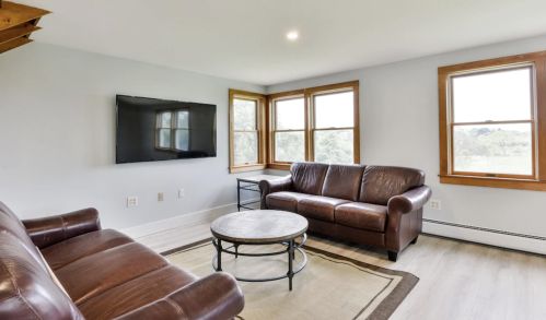 18 Mdw Ln, Nantucket MA 02554-2193 exterior